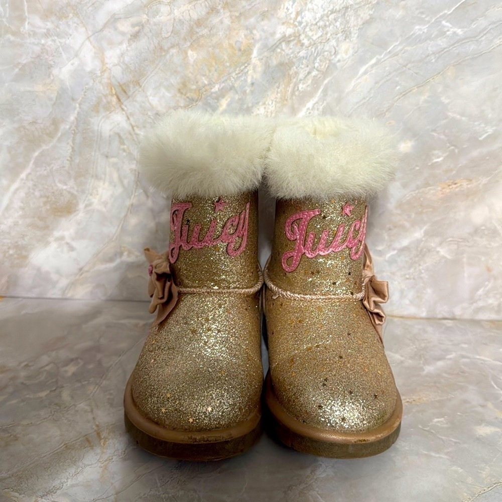 🎀 Juicy Couture Sparkle Fur Bow Boots Toddler